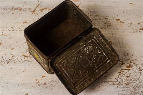 Vintage Metal Box With Hinged Lid 